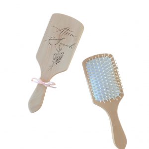 Brosse en bois personnalisée