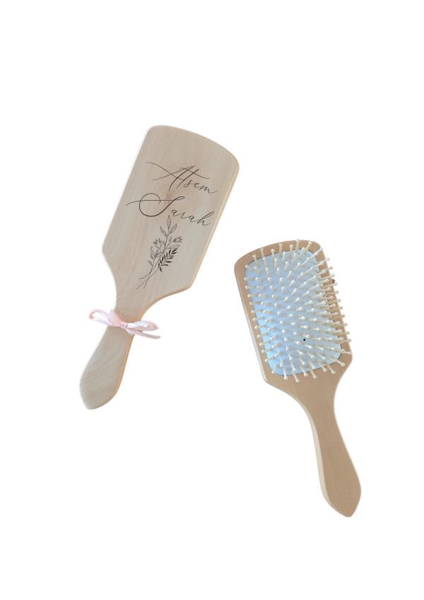 Brosse en bois personnalisée